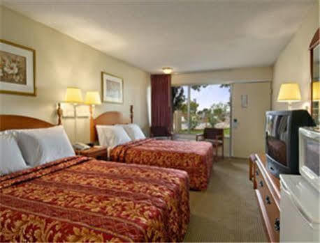 Motel Knights Near Frost Bank Center San Antonio